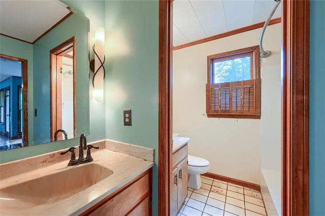 1176 Ashley Lake Drive, Marietta, GA 30062