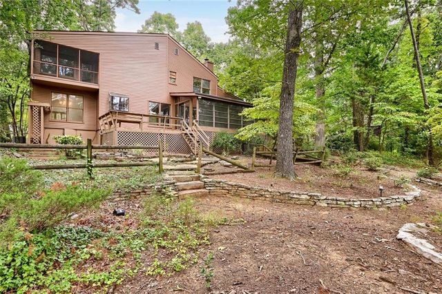 1176 Ashley Lake Drive, Marietta, GA 30062