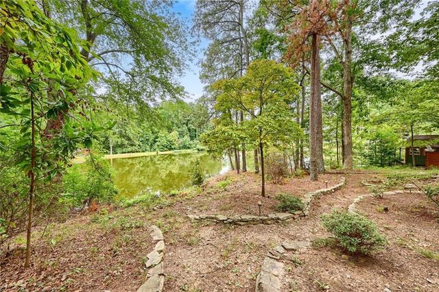 1176 Ashley Lake Drive, Marietta, GA 30062