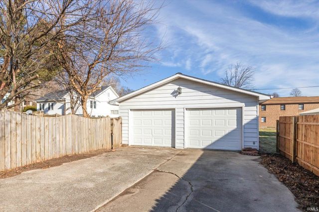 280 W Hillside Avenue, Spencer, IN 47460