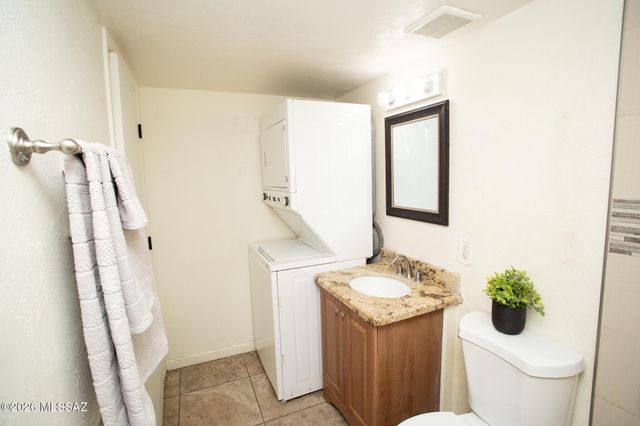 1600 N Wilmot Rd Unit 137, Tucson, AZ 85712