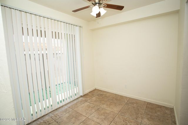 1600 N Wilmot Rd Unit 137, Tucson, AZ 85712