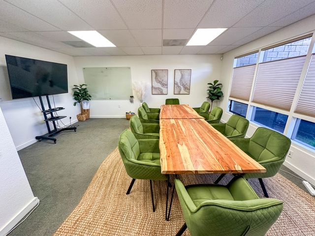 1388 Court Street, B and C B and C, Redding, CA 96001