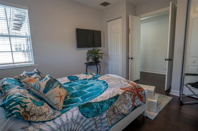 7875 NW 110th Dr, Parkland, FL 33076