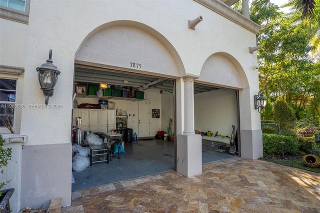 7875 NW 110th Dr, Parkland, FL 33076