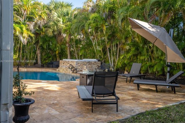 7875 NW 110th Dr, Parkland, FL 33076