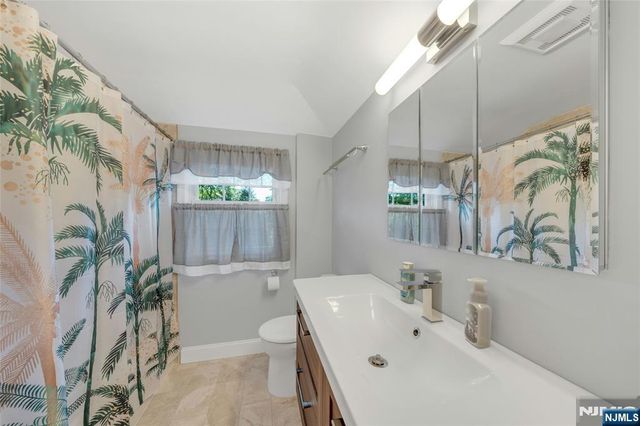 678 Millbrook Road, River Edge, NJ 07661