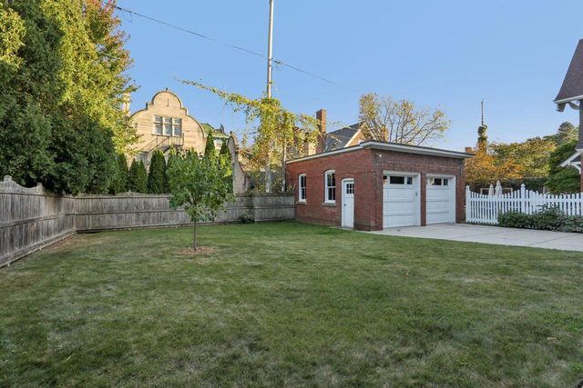 2442 N Terrace AVENUE, Milwaukee, WI 53211