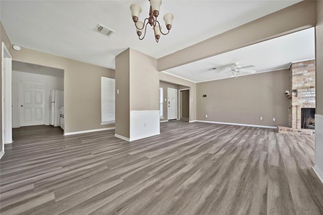 2774 Tinechester Drive, Houston, TX 77339