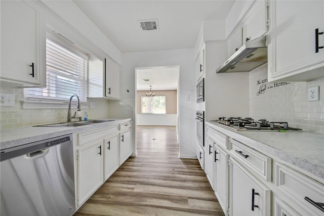 2774 Tinechester Drive, Houston, TX 77339