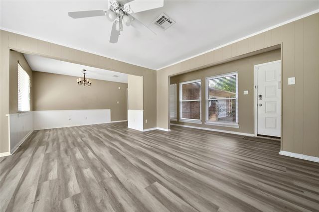 2774 Tinechester Drive, Houston, TX 77339