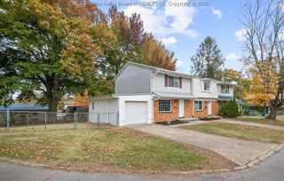 308 Charles Court, Hurricane, WV 25526