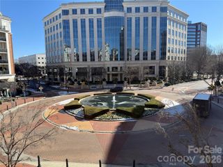 4620 Piedmont Row Drive 305, Charlotte, NC 28210