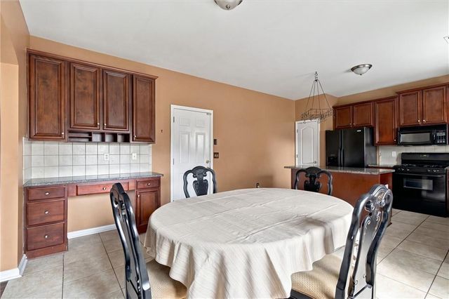 7110 Smithers Way SW, Atlanta, GA 30331