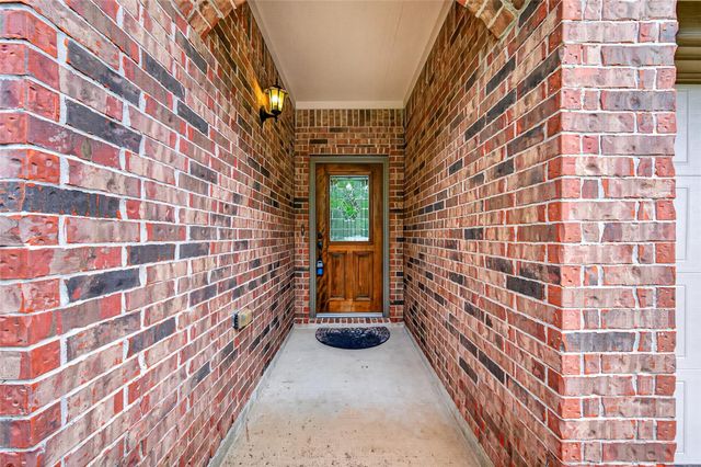 7 Cayahoga Court, The Woodlands, TX 77389