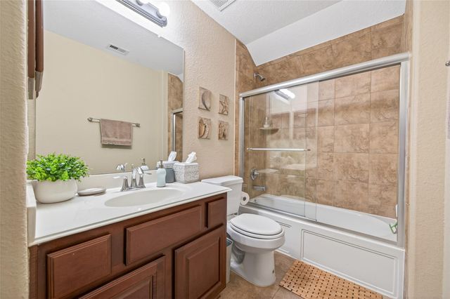 7 Cayahoga Court, The Woodlands, TX 77389