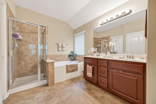 7 Cayahoga Court, The Woodlands, TX 77389