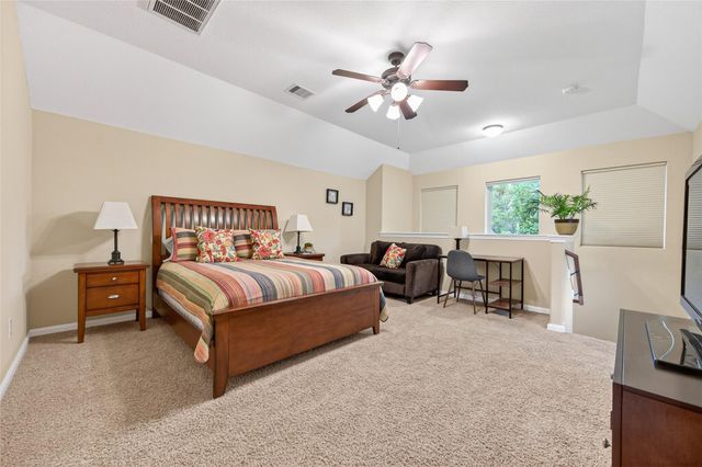 7 Cayahoga Court, The Woodlands, TX 77389
