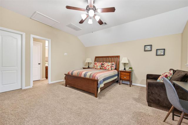 7 Cayahoga Court, The Woodlands, TX 77389