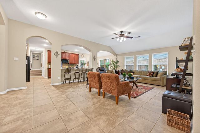7 Cayahoga Court, The Woodlands, TX 77389