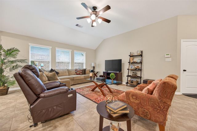 7 Cayahoga Court, The Woodlands, TX 77389