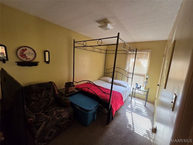 960 N Gap Loop, Montgomery, AL 36110