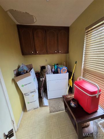 960 N Gap Loop, Montgomery, AL 36110