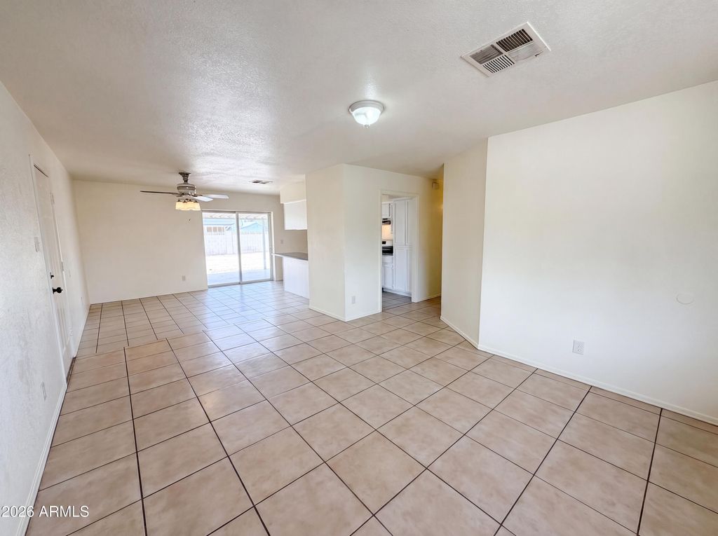 4636 N 67TH Avenue, Phoenix, AZ 85033 — photo 3