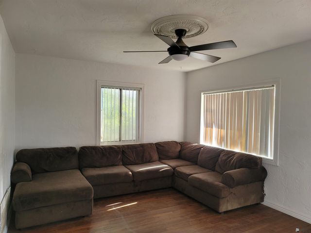 1995 S 10 Ave, Yuma, AZ 85364