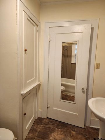 645 W Kilpatrick, Mineola, TX 75773
