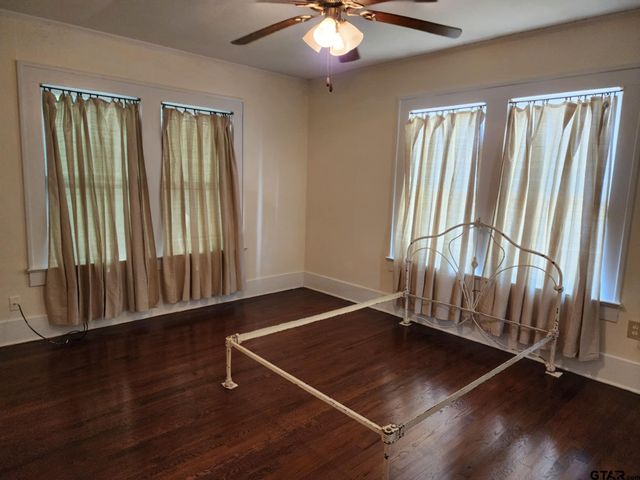 645 W Kilpatrick, Mineola, TX 75773