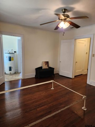 645 W Kilpatrick, Mineola, TX 75773