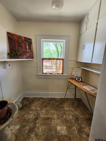 645 W Kilpatrick, Mineola, TX 75773
