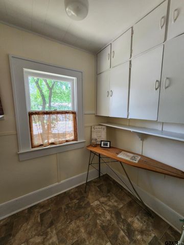 645 W Kilpatrick, Mineola, TX 75773
