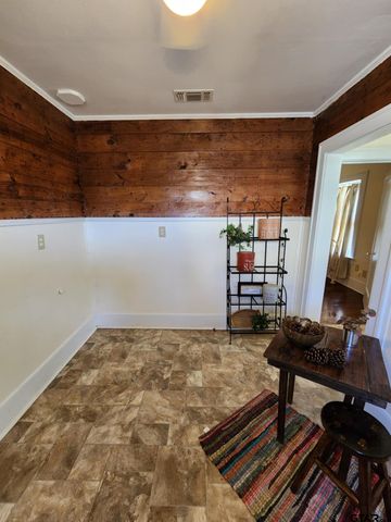 645 W Kilpatrick, Mineola, TX 75773