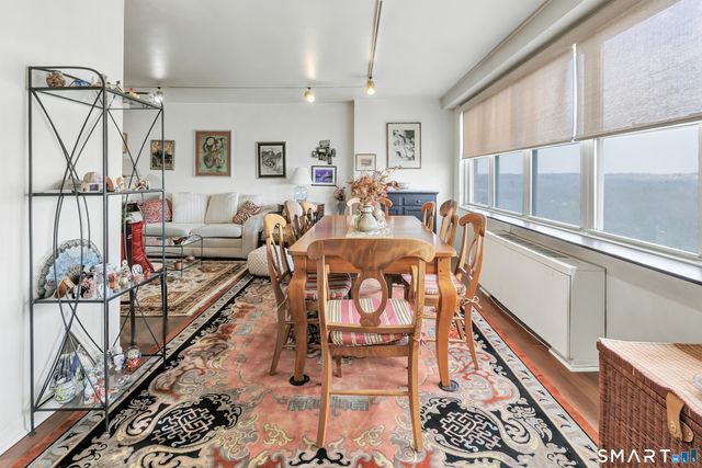 2625 Park Avenue 14J, Bridgeport, CT 06604