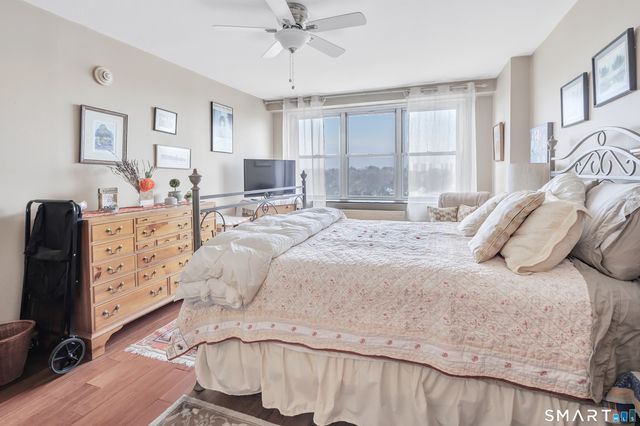 2625 Park Avenue 14J, Bridgeport, CT 06604