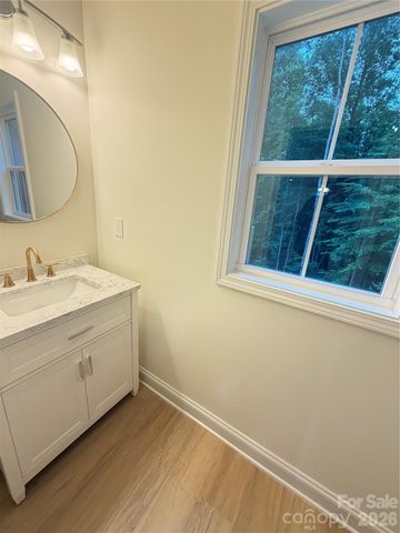 345 Rumple Street, Troutman, NC 28166