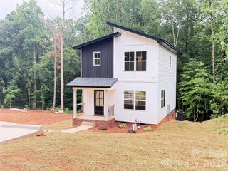 345 Rumple Street, Troutman, NC 28166