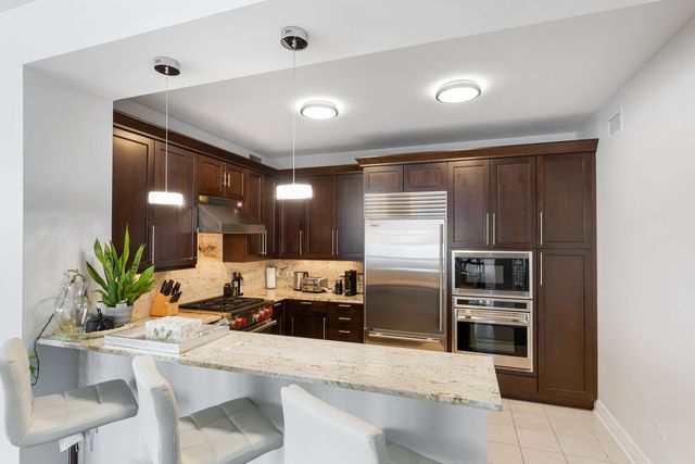 600 N Lake Shore Drive 1411, Chicago, IL 60611