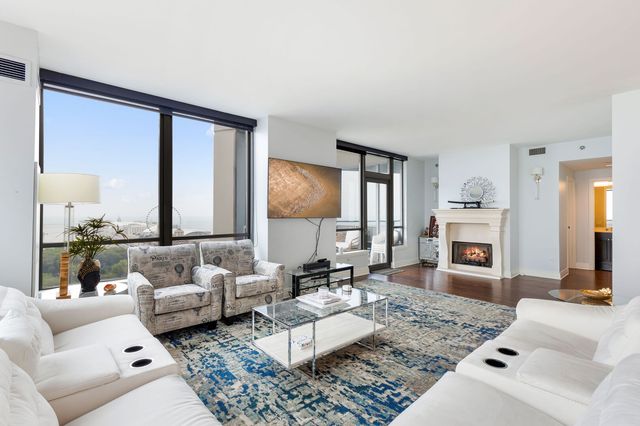 600 N Lake Shore Drive 1411, Chicago, IL 60611