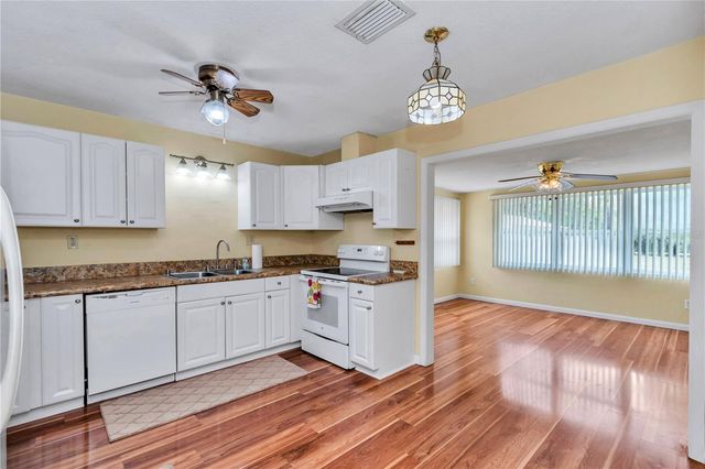 21766 SW RAINBOW LAKES BOULEVARD, Dunnellon, FL 34431