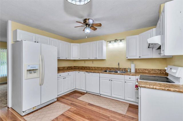 21766 SW RAINBOW LAKES BOULEVARD, Dunnellon, FL 34431