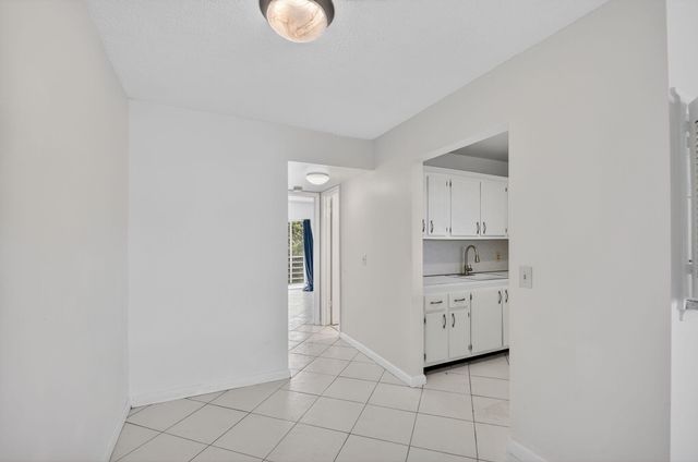 344 Northampton Q, West Palm Beach, FL 33417