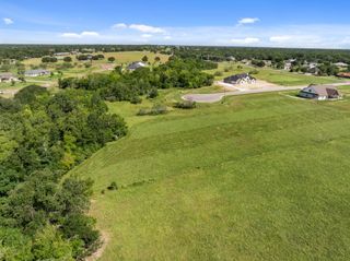 10713 Little Farm Road, College Station, TX 77845