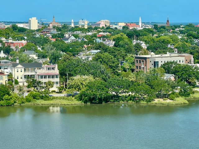 14 Lockwood Drive 11a, Charleston, SC 29401