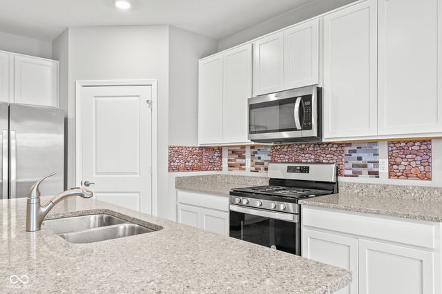 7108 Parkstay Court, Camby, IN 46113