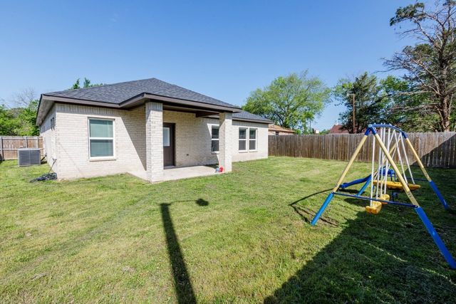 605 Bethlehem Street, Terrell, TX 75160