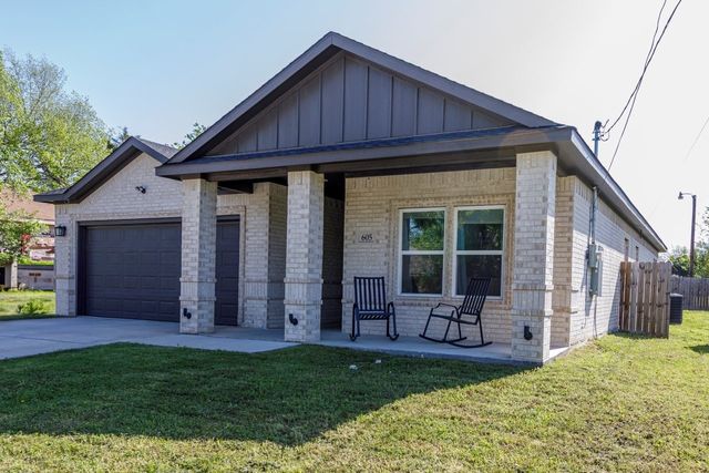 605 Bethlehem Street, Terrell, TX 75160