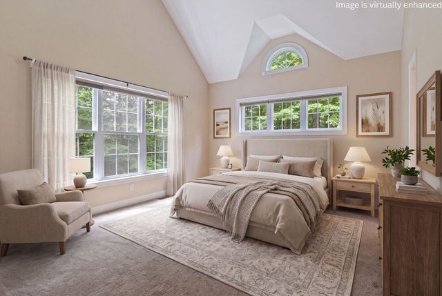 29 Vineyard Drive, Stratham, NH 03885